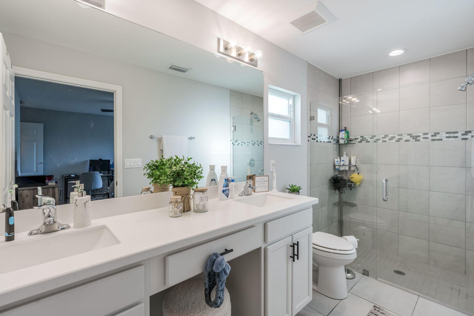 742 NW Bayshore Boulevard, Port Saint Lucie, FL 34983 Photo