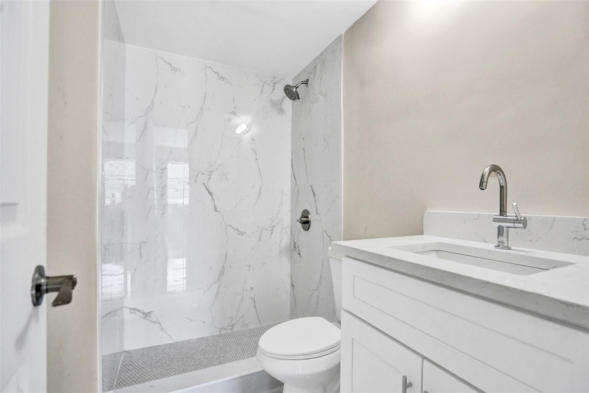 701 Pine Drive, Unit 104, Pompano Beach, FL 33060 Photo