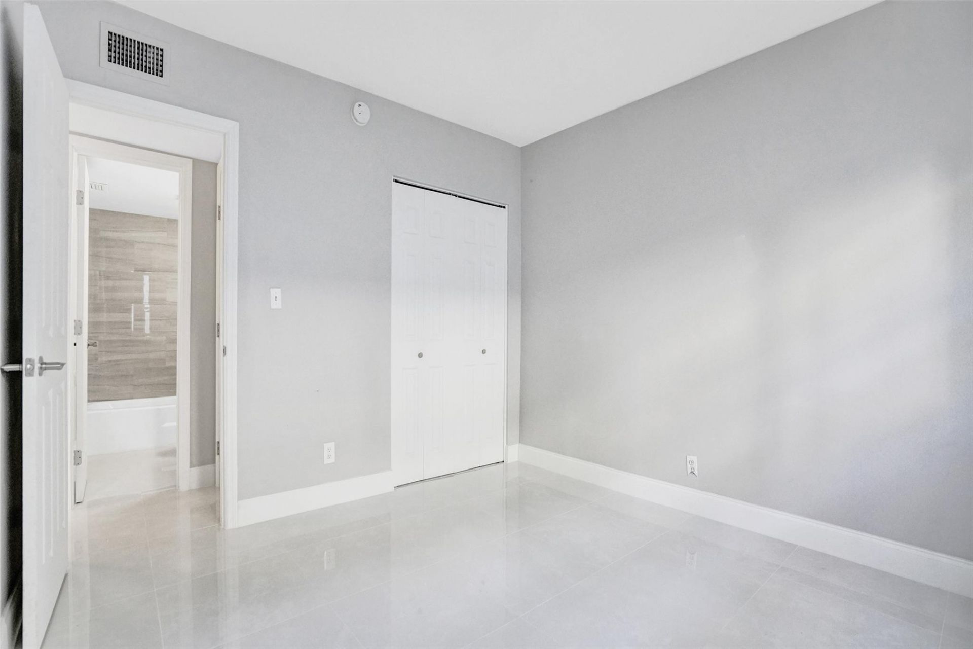 701 Pine Drive, Unit 104, Pompano Beach, FL 33060 Photo