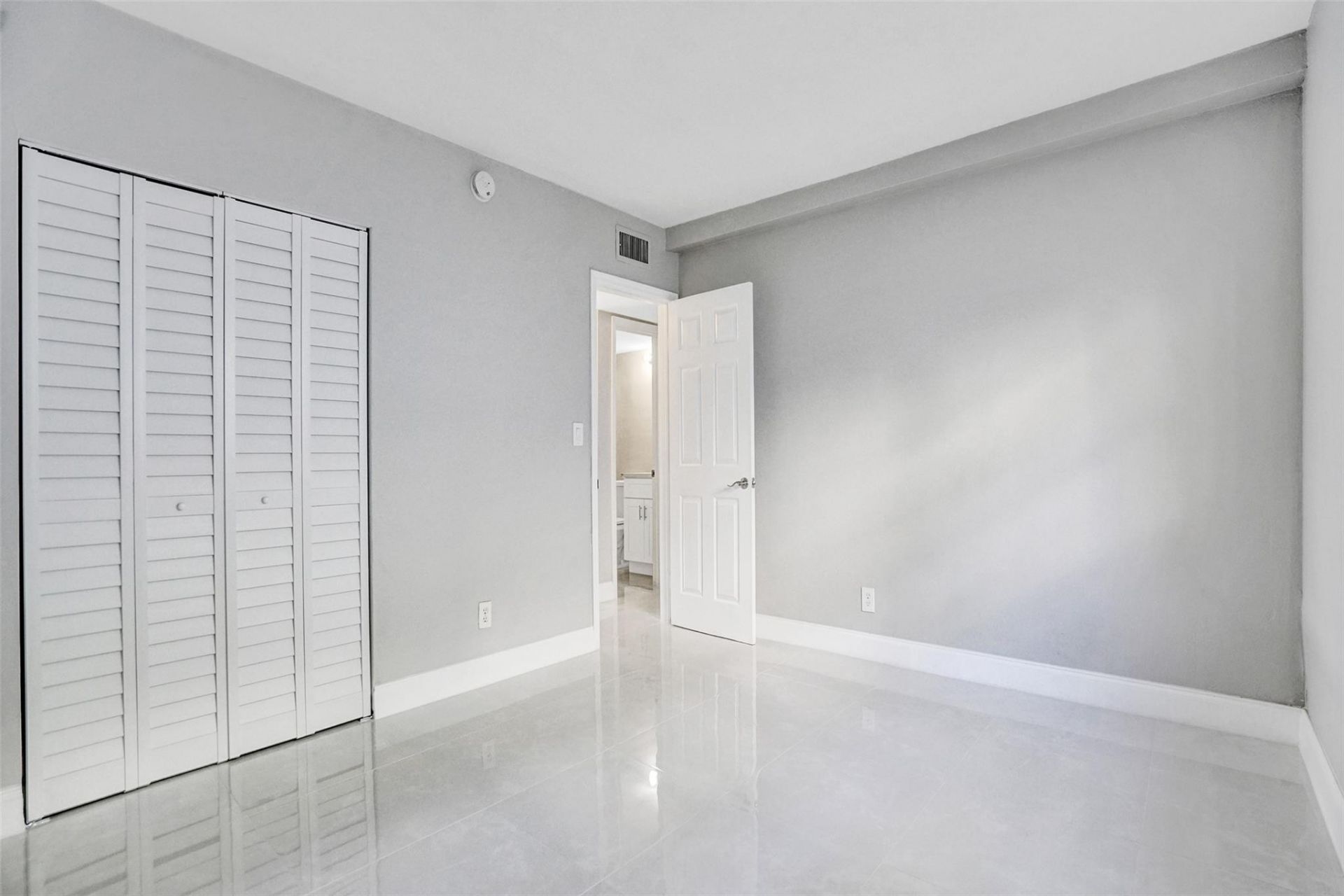 701 Pine Drive, Unit 104, Pompano Beach, FL 33060 Photo