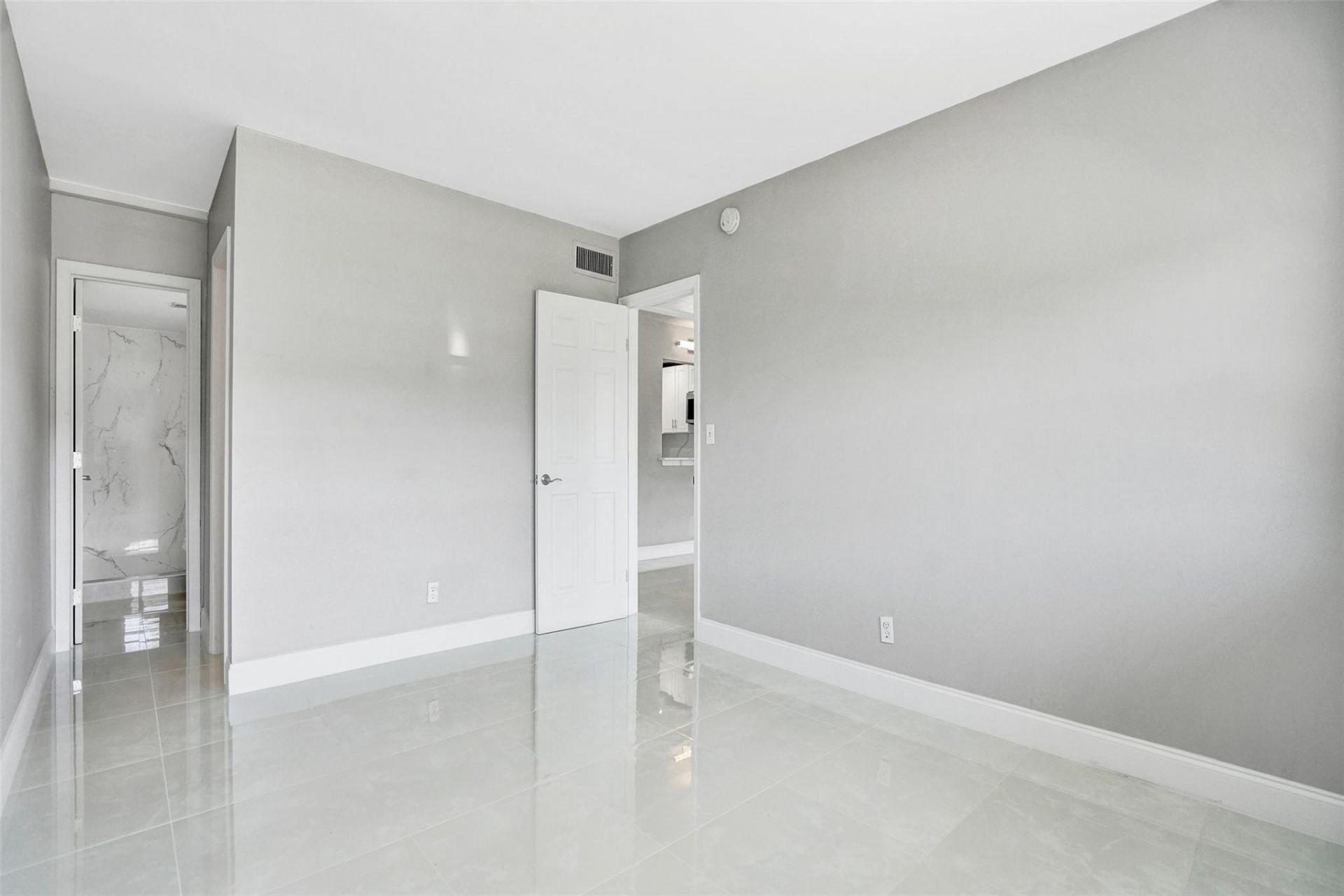 701 Pine Drive, Unit 104, Pompano Beach, FL 33060 Photo