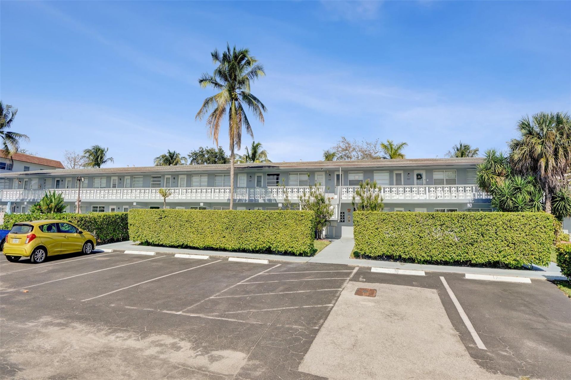 701 Pine Drive, Unit 104, Pompano Beach, FL 33060 Photo