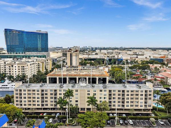 1600 SE 15th St, Unit 305, Fort Lauderdale, FL 33316