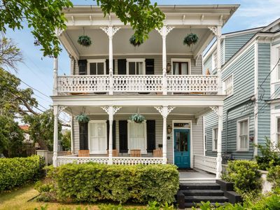 142 Spring Street, Charleston, SC 29403