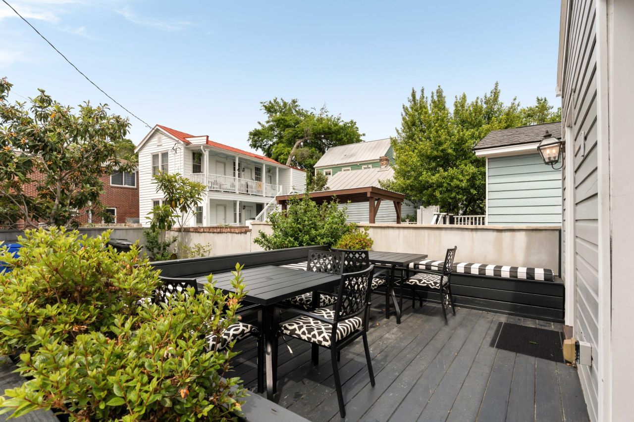 142 Spring Street Photo 15