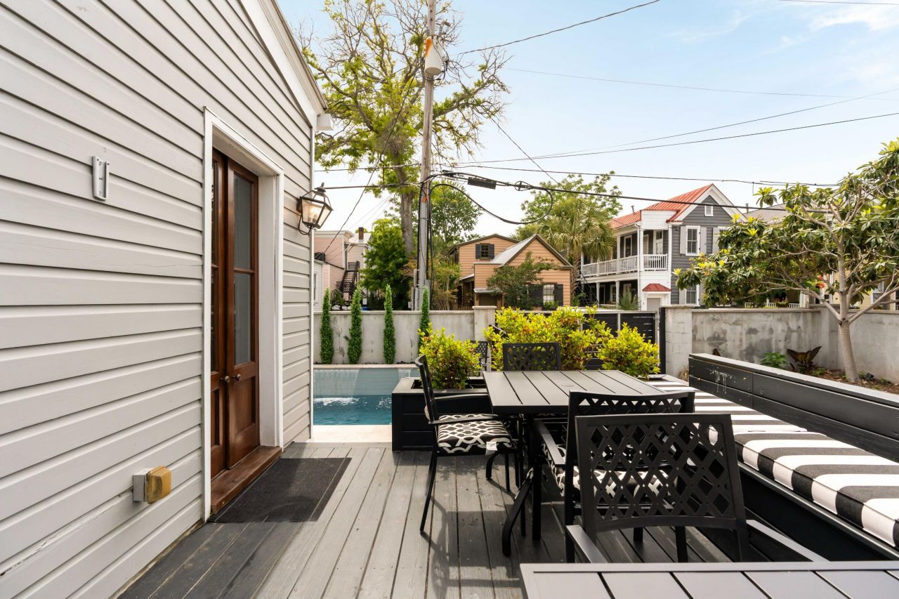 142 Spring Street Photo 16