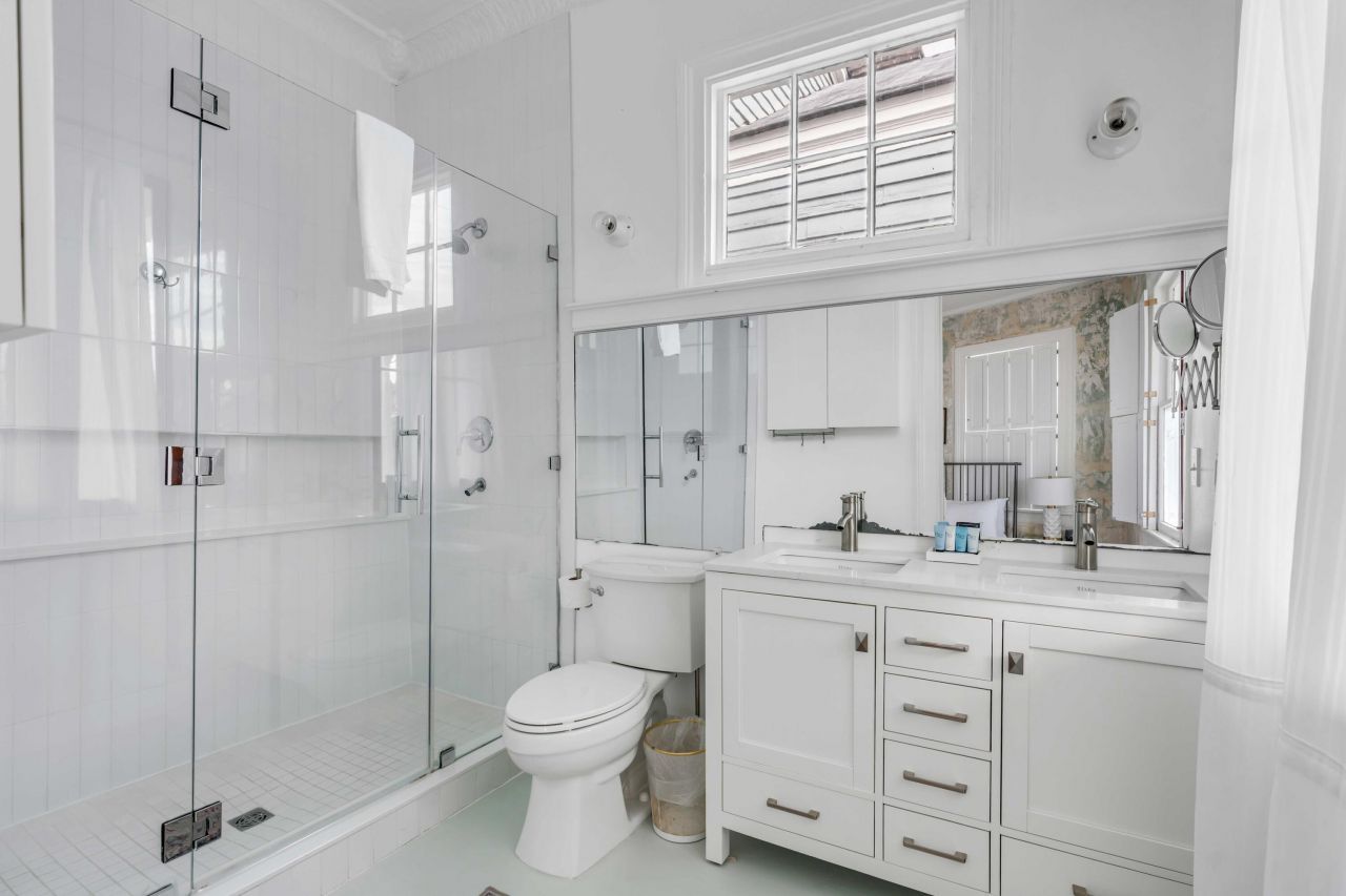 142 Spring Street Photo 25