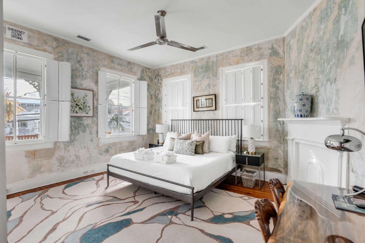 142 Spring Street Photo 28