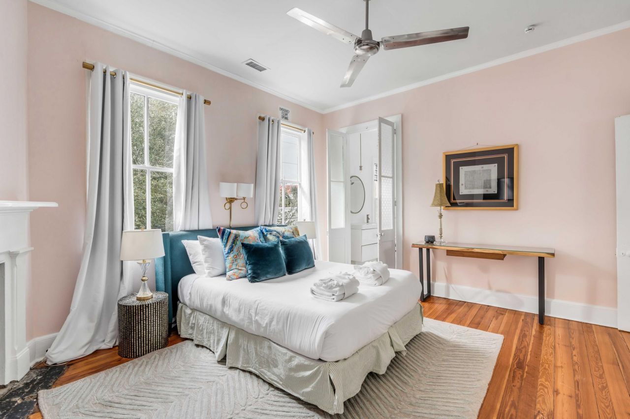 142 Spring Street Photo 29