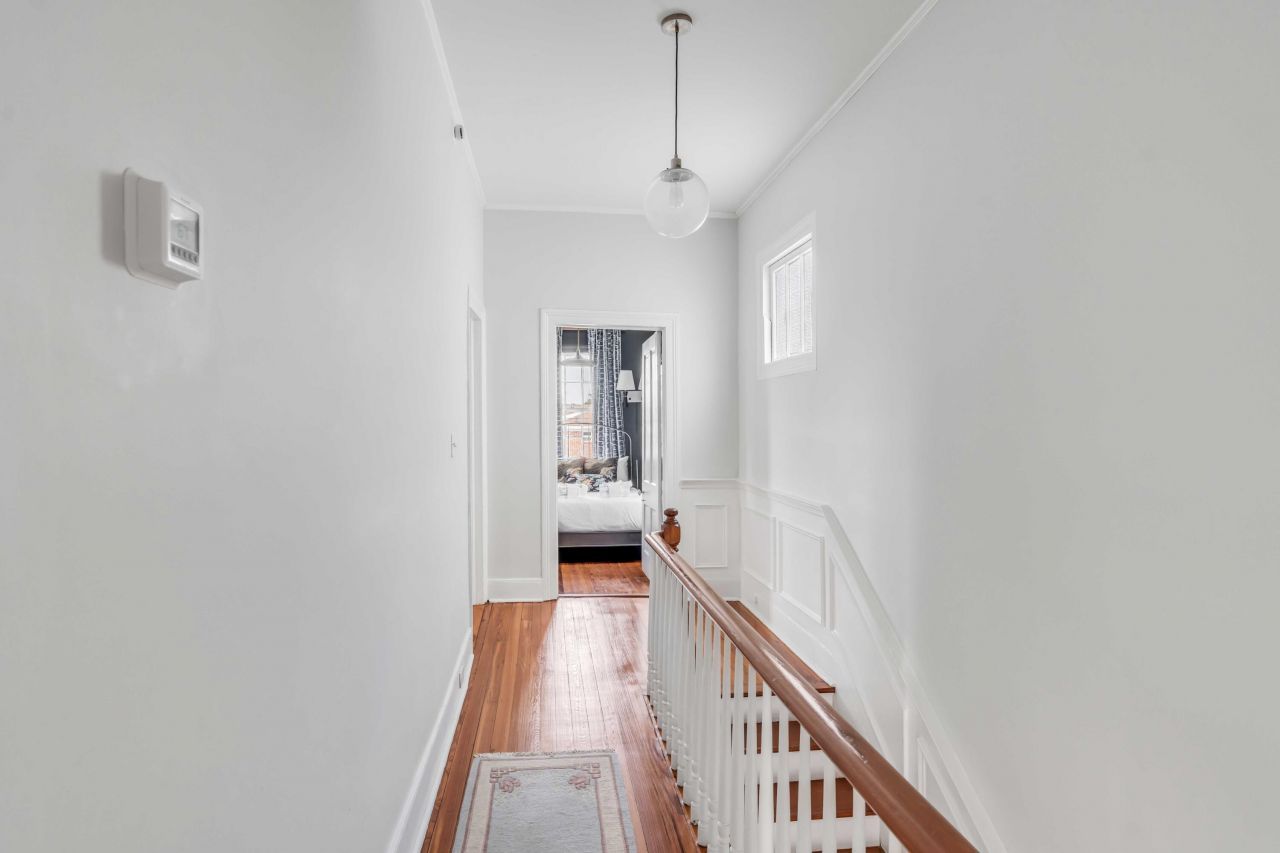 142 Spring Street Photo 36