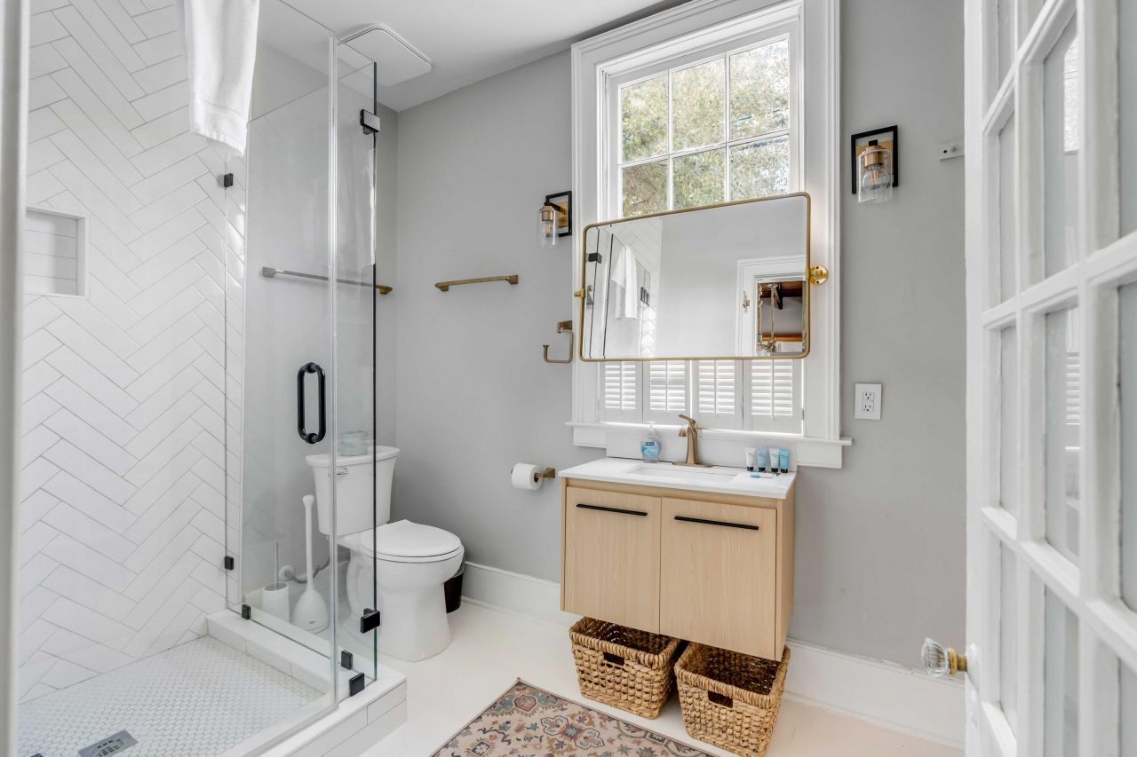 142 Spring Street Photo 48