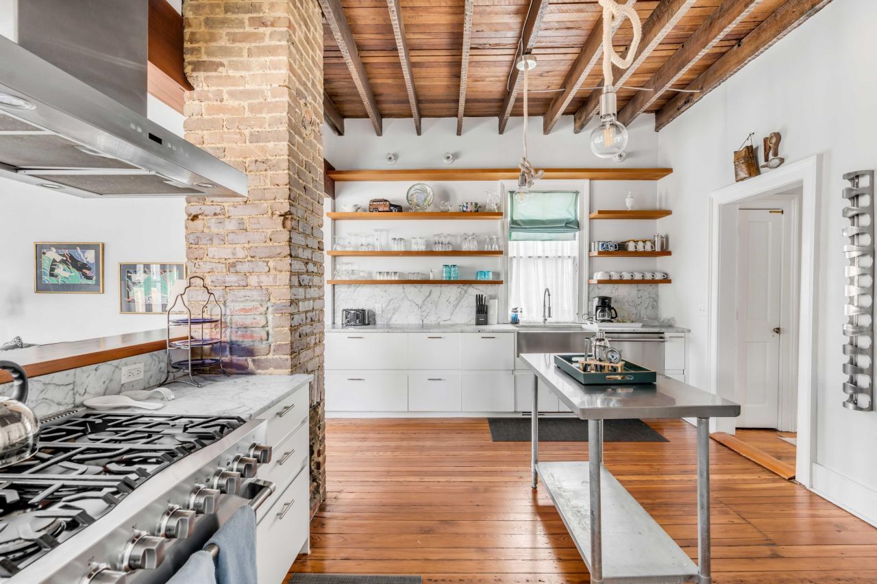 142 Spring Street Photo 5