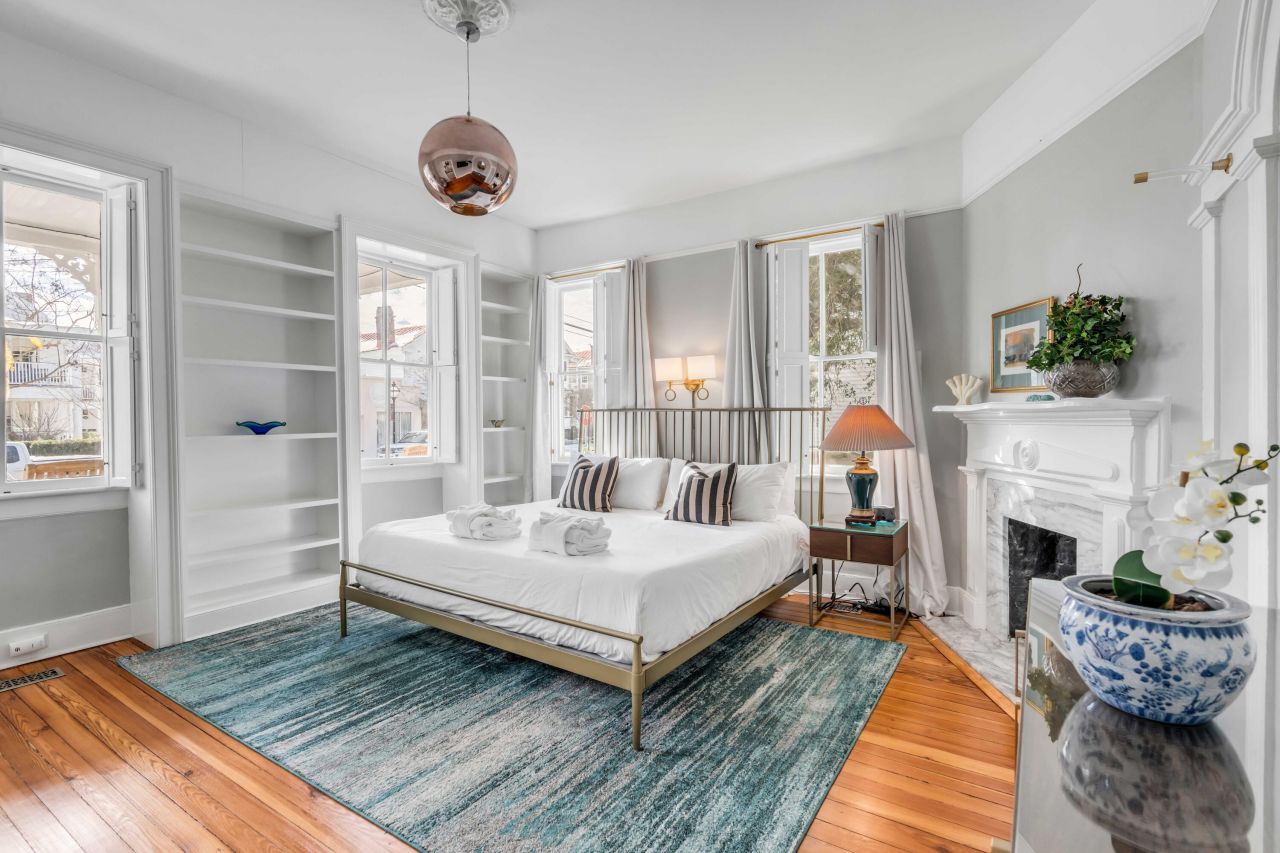 142 Spring Street Photo 52