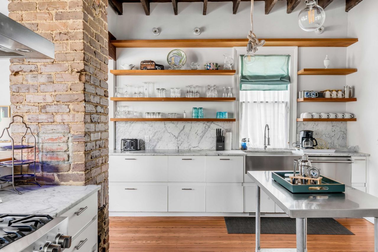 142 Spring Street Photo 6