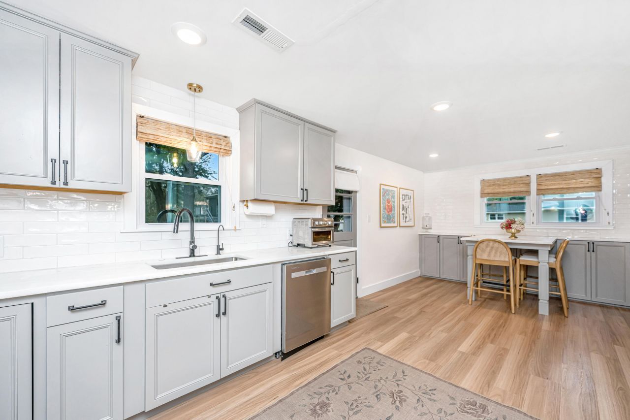 316 6th Avenue Photo 12