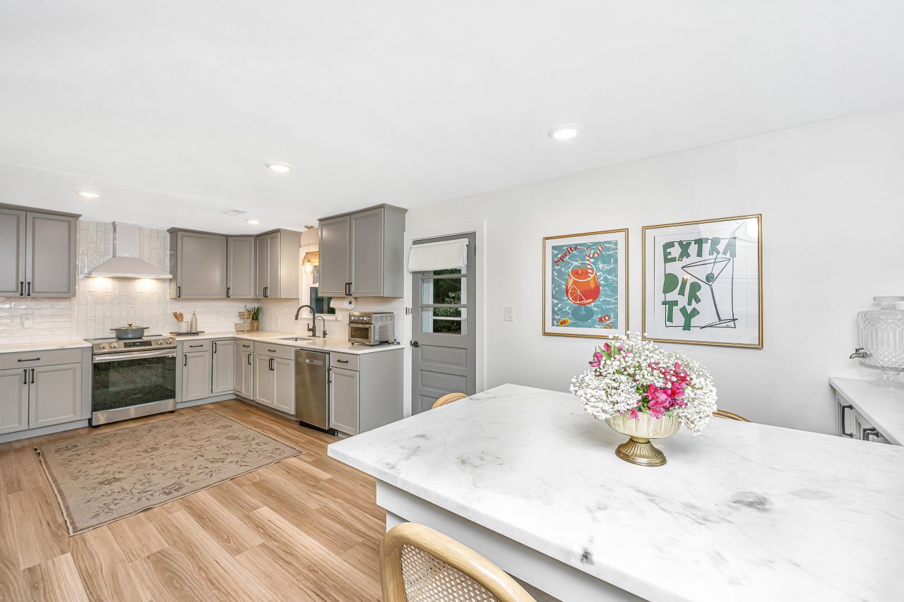 316 6th Avenue Photo 13