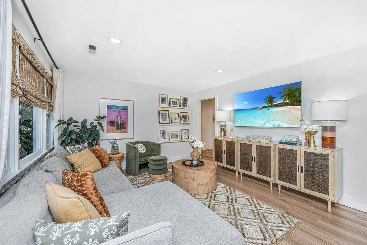 316 6th Avenue Photo 4