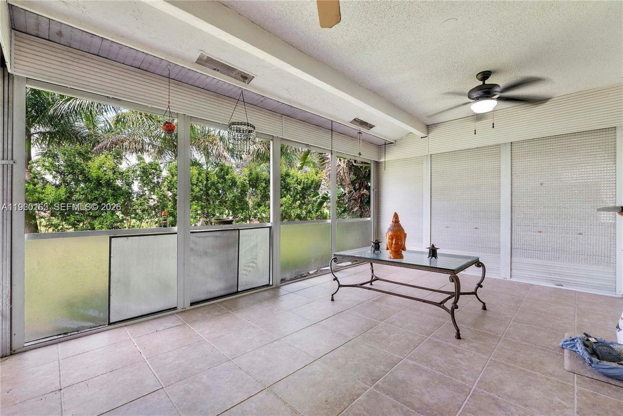 5667 N Cameo Dr N, Boca Raton, FL 33433 Photo