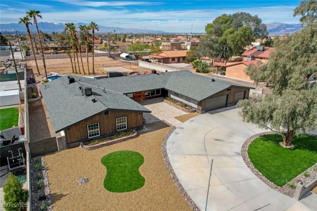 723 Spanish Drive, Las Vegas, NV 89110 Main Photo
