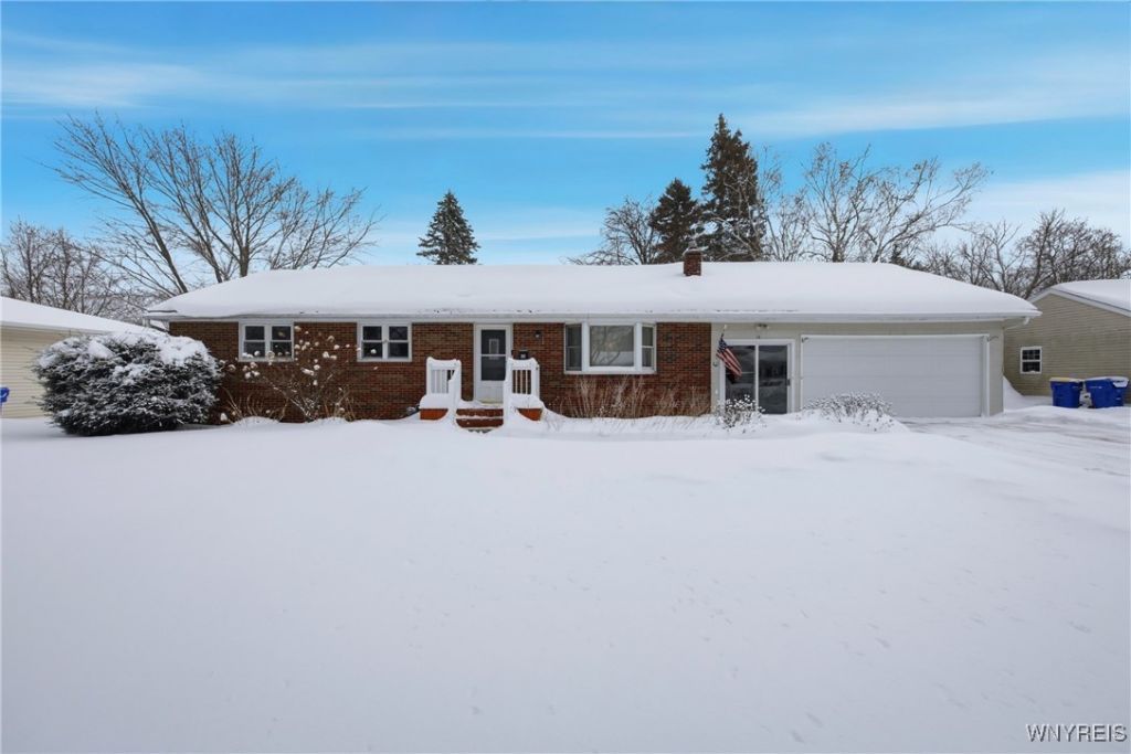 14 Carolin Drive, Brockport, NY 14420 Main Photo