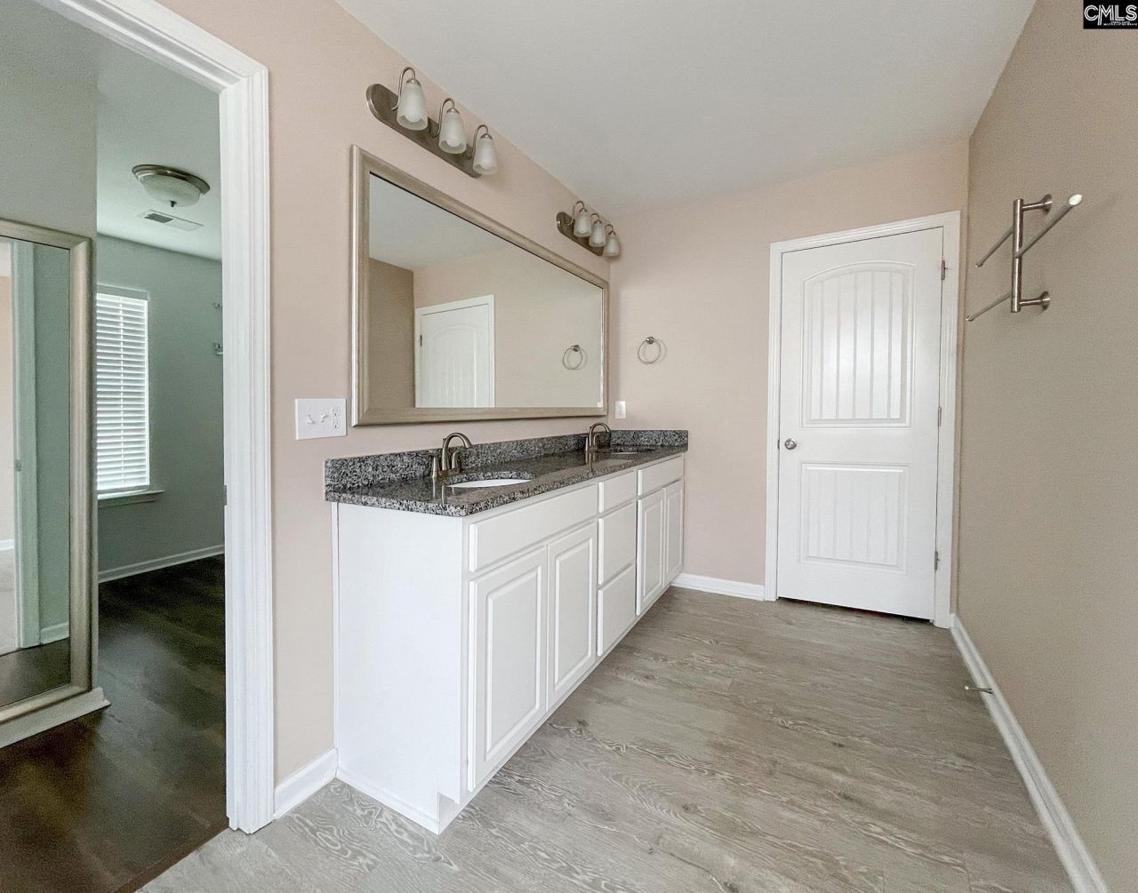 1213 Portrait Hill Drive  Photo 21