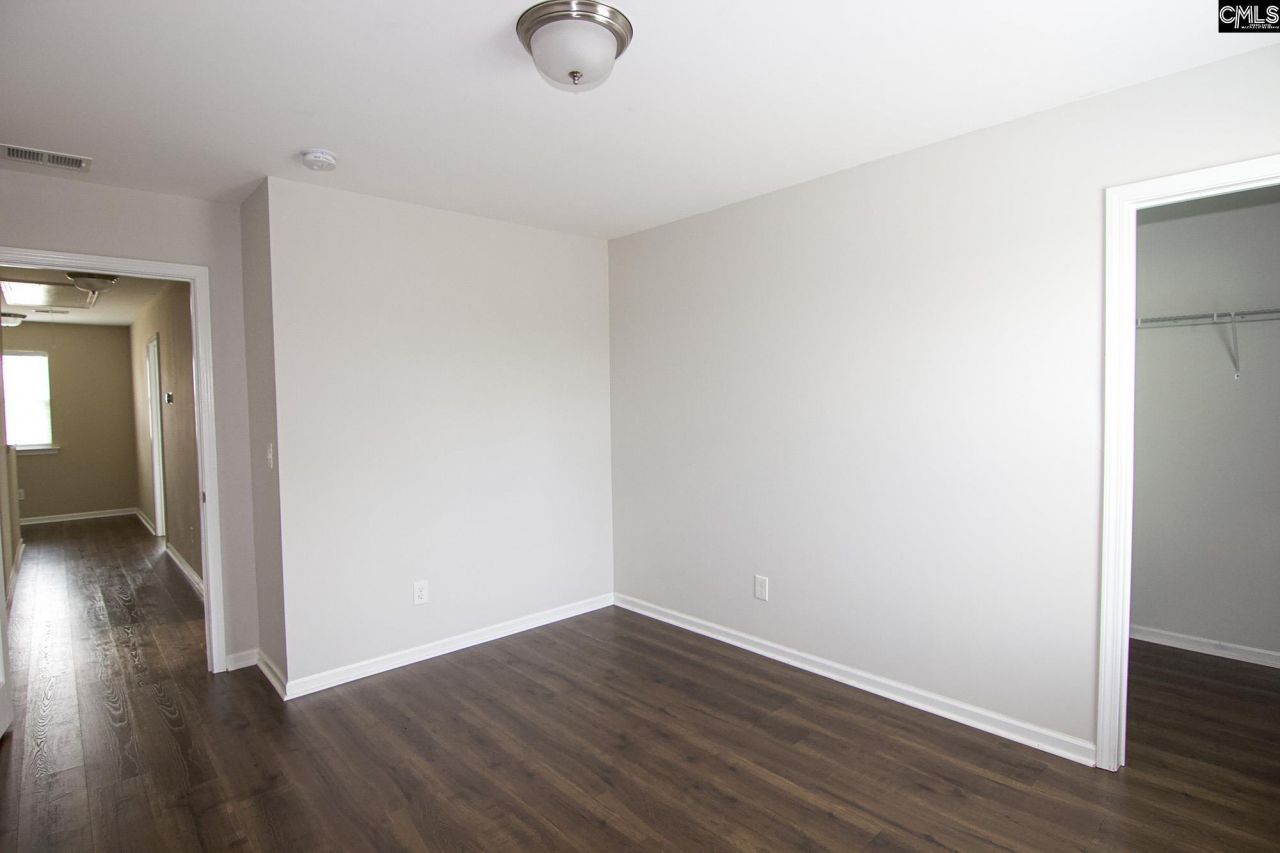 1213 Portrait Hill Drive  Photo 27