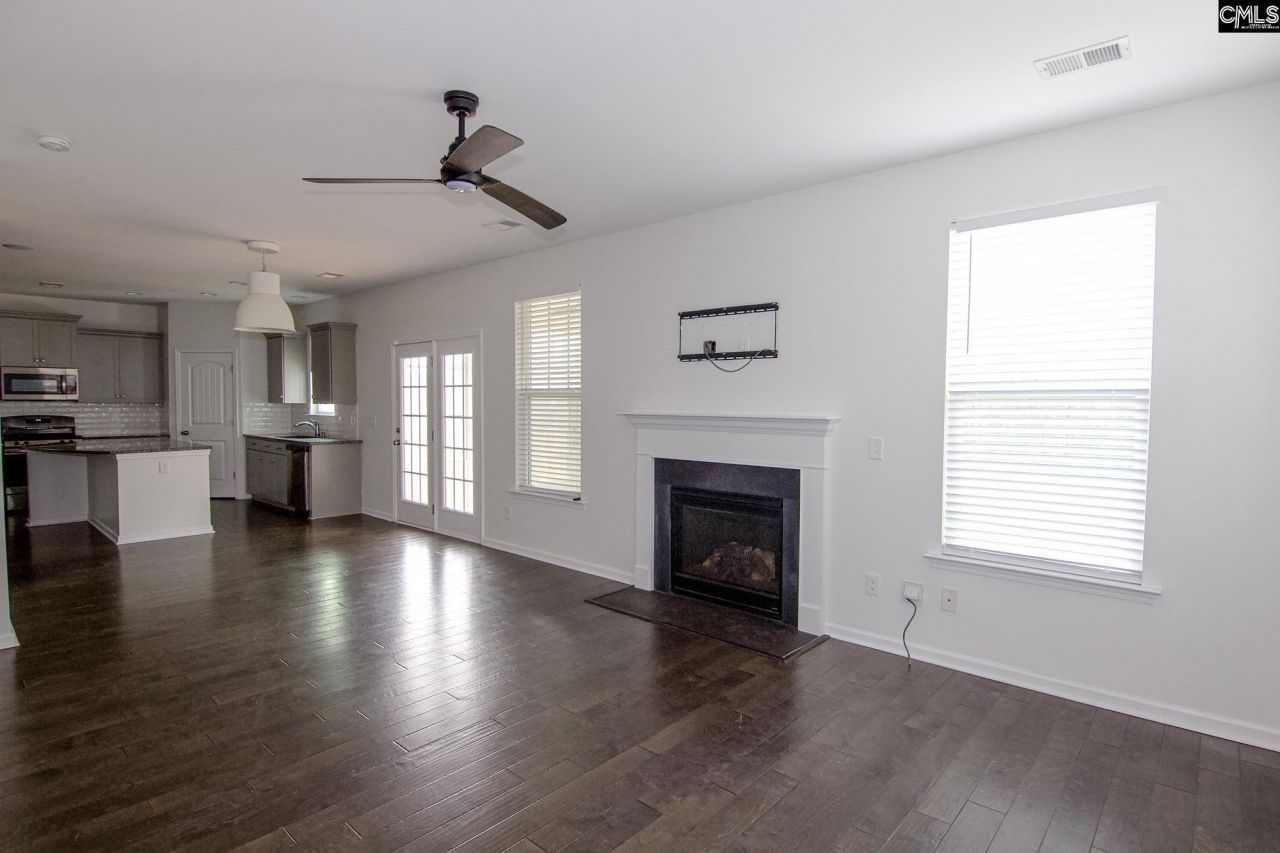 1213 Portrait Hill Drive  Photo 7