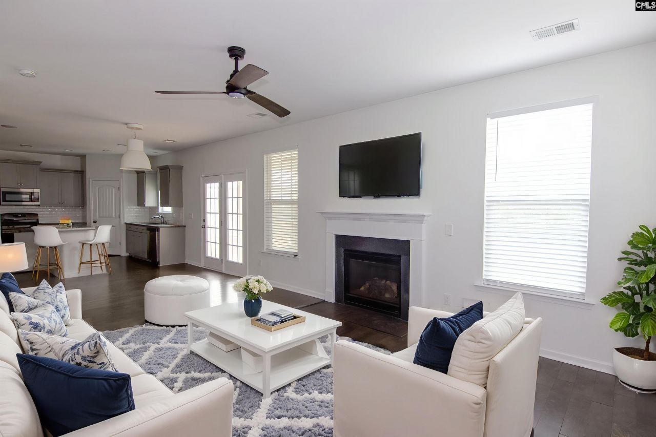 1213 Portrait Hill Drive  Photo 8