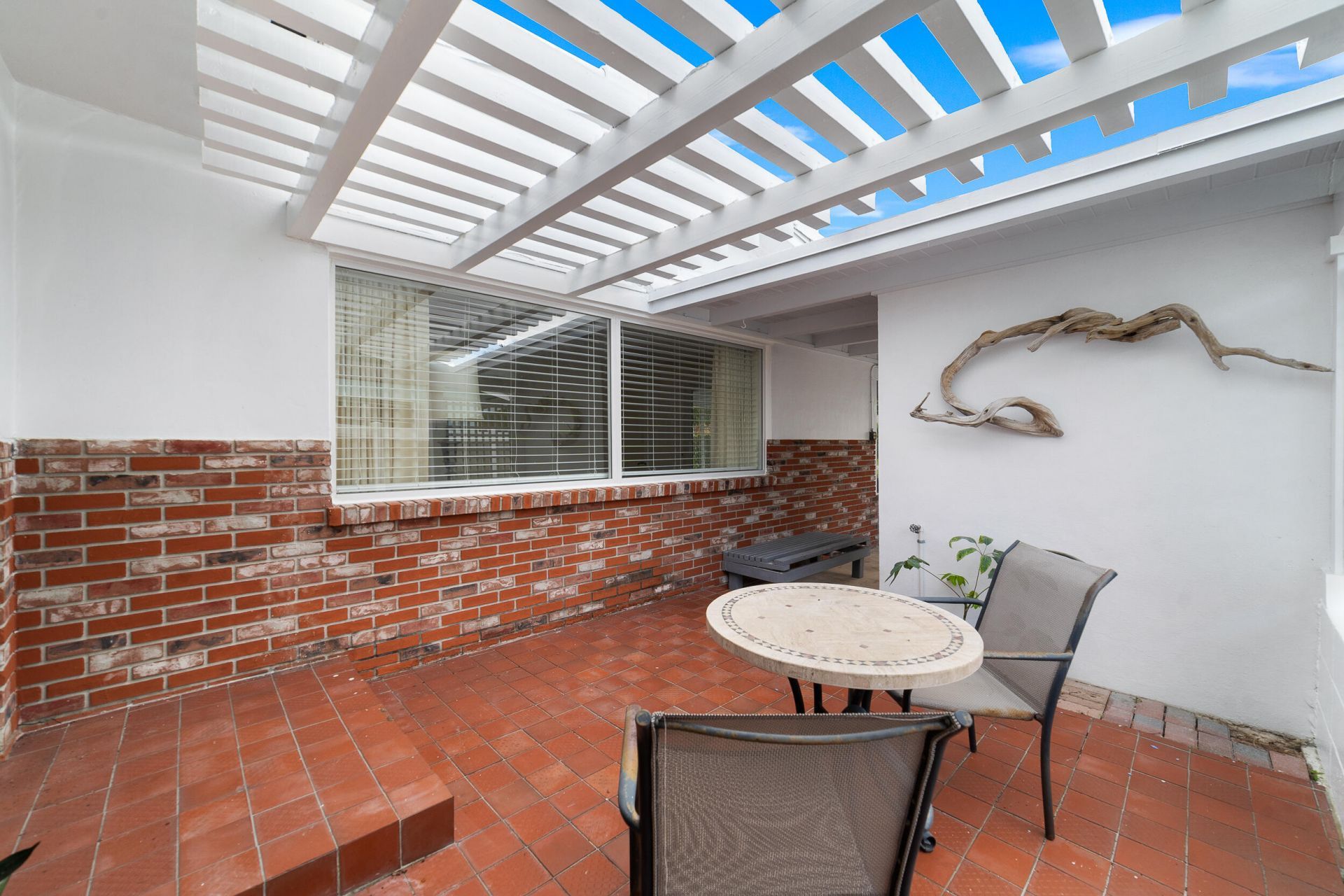 2001 NE 30th Street, Fort Lauderdale, FL 33306 Photo