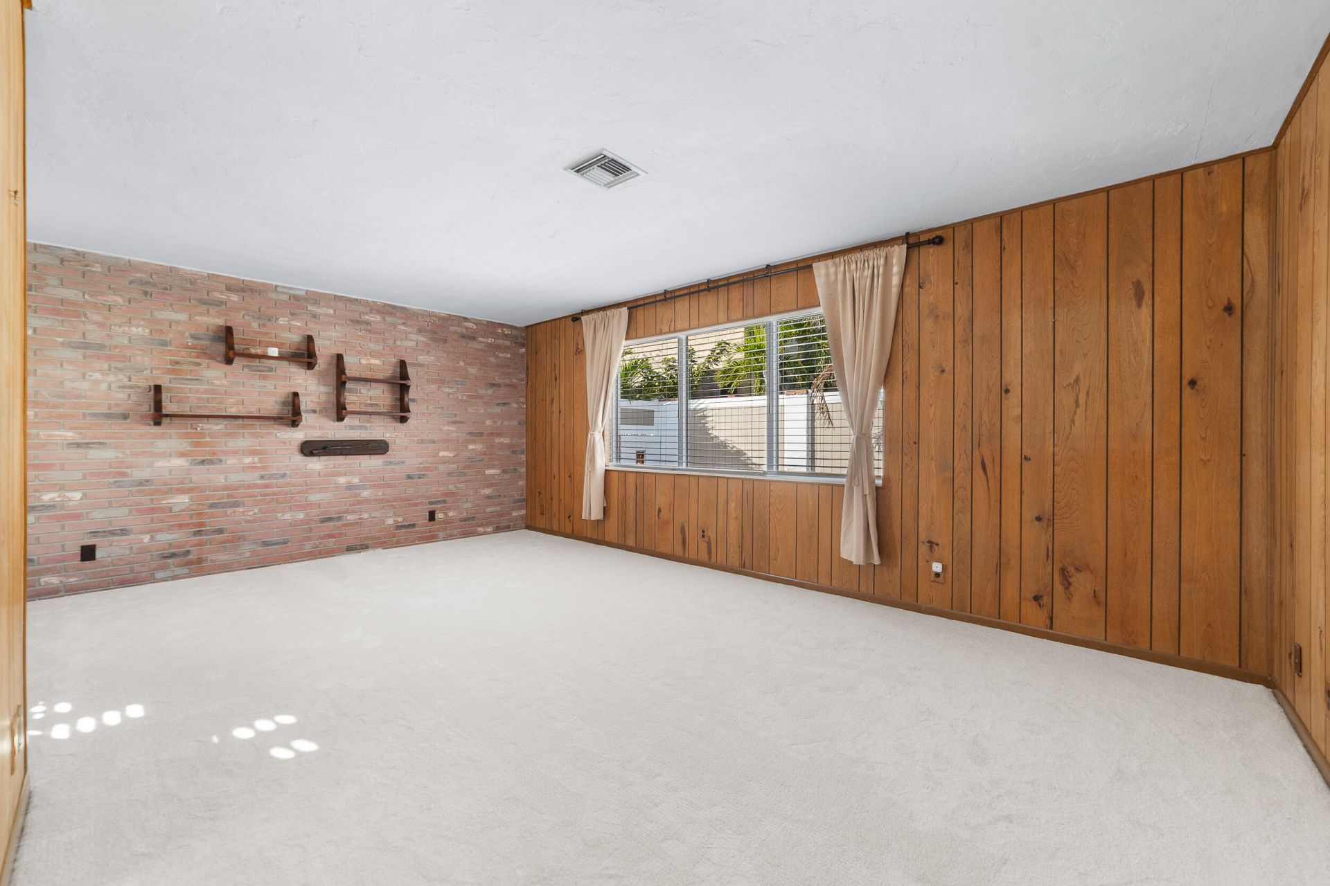 2001 NE 30th Street, Fort Lauderdale, FL 33306 Photo