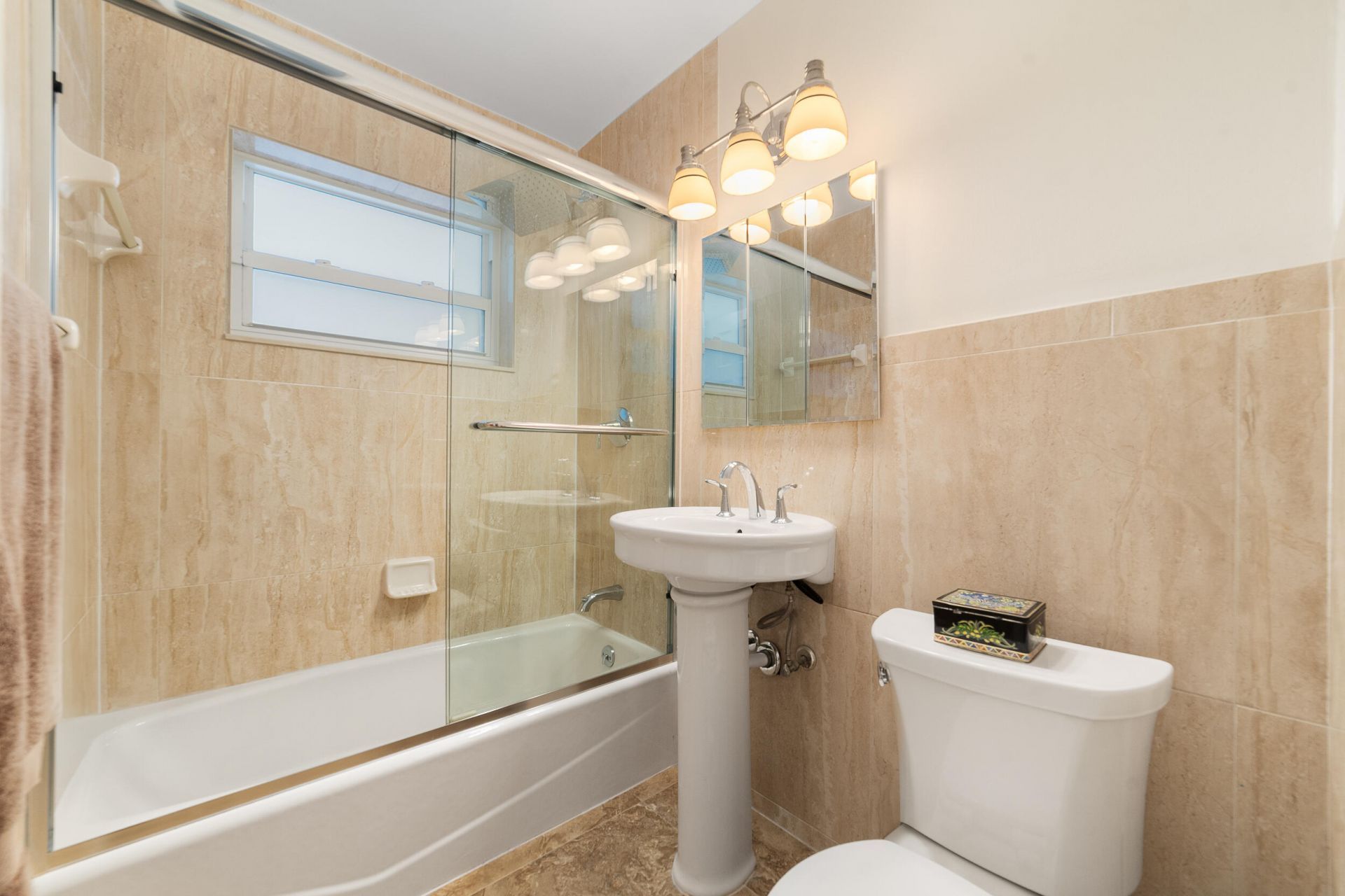 2001 NE 30th Street, Fort Lauderdale, FL 33306 Photo