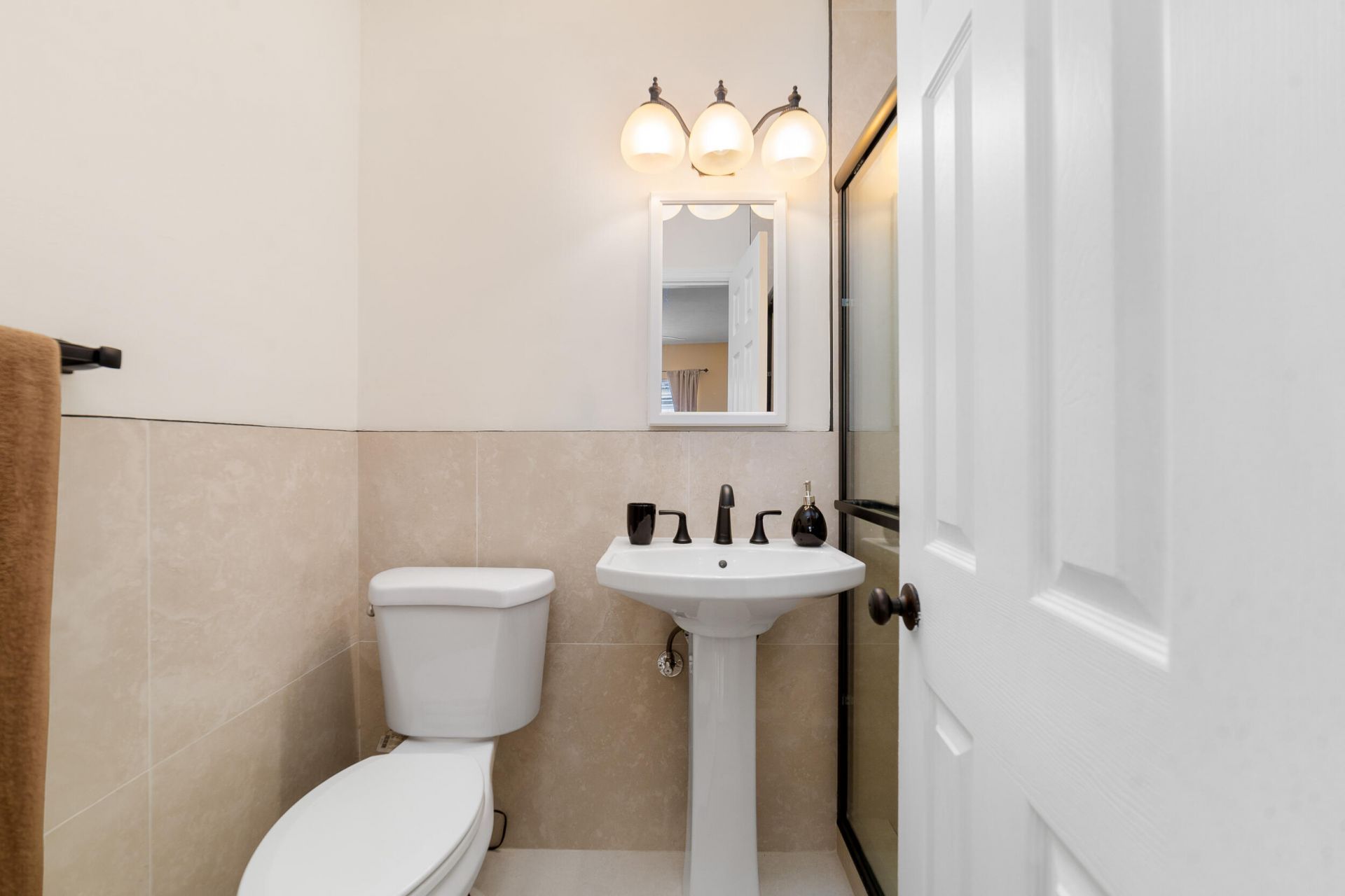 2001 NE 30th Street, Fort Lauderdale, FL 33306 Photo