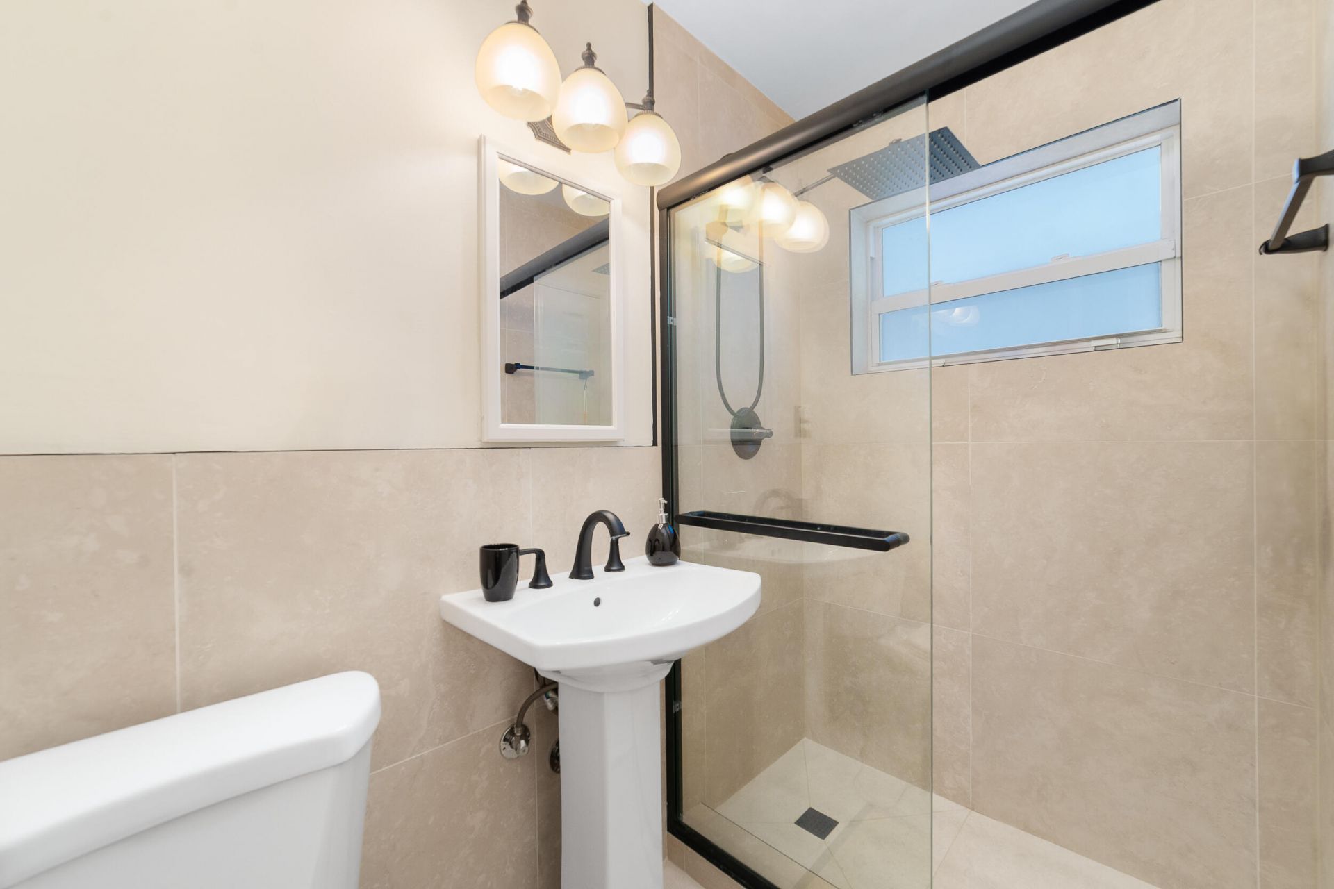 2001 NE 30th Street, Fort Lauderdale, FL 33306 Photo