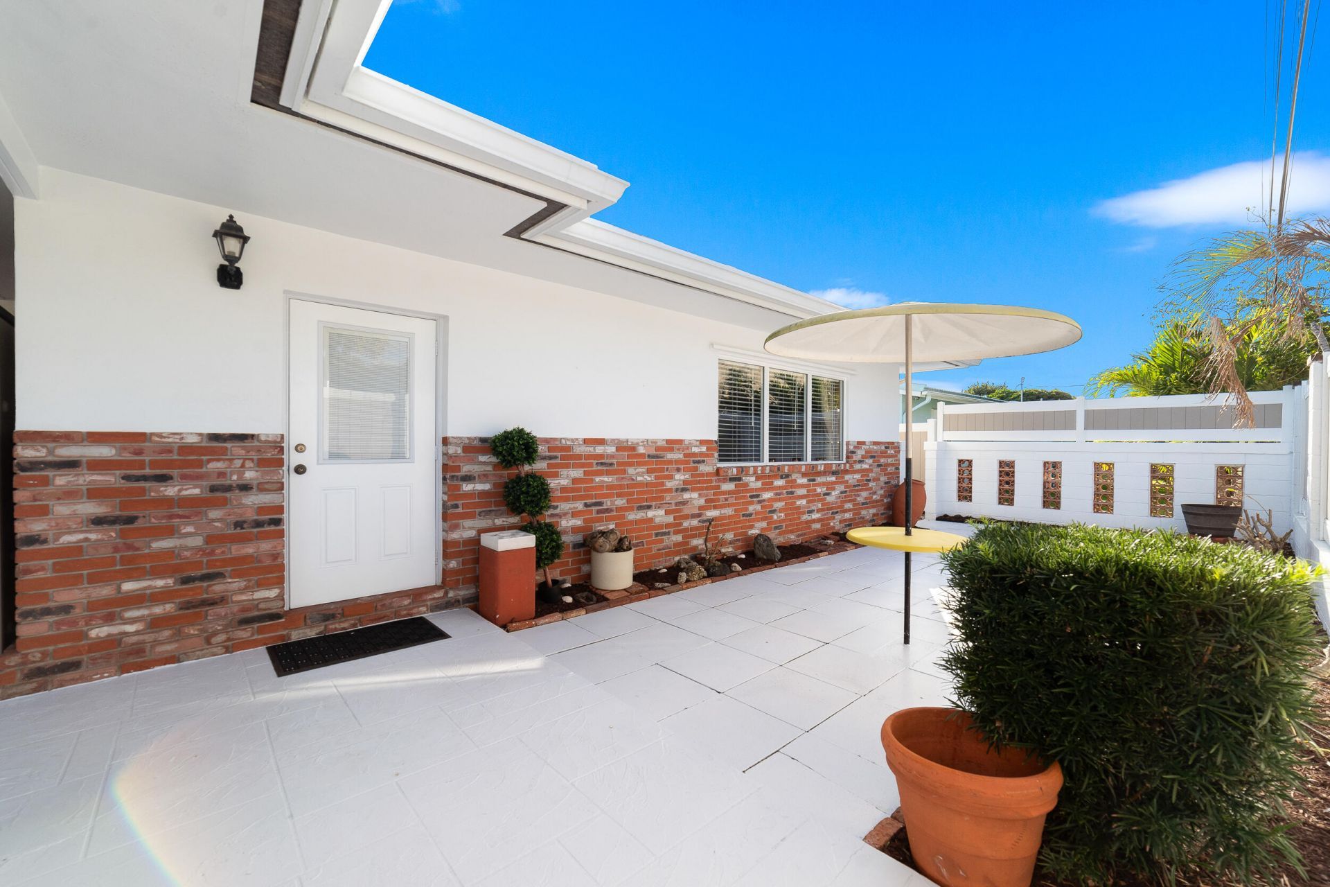 2001 NE 30th Street, Fort Lauderdale, FL 33306 Photo