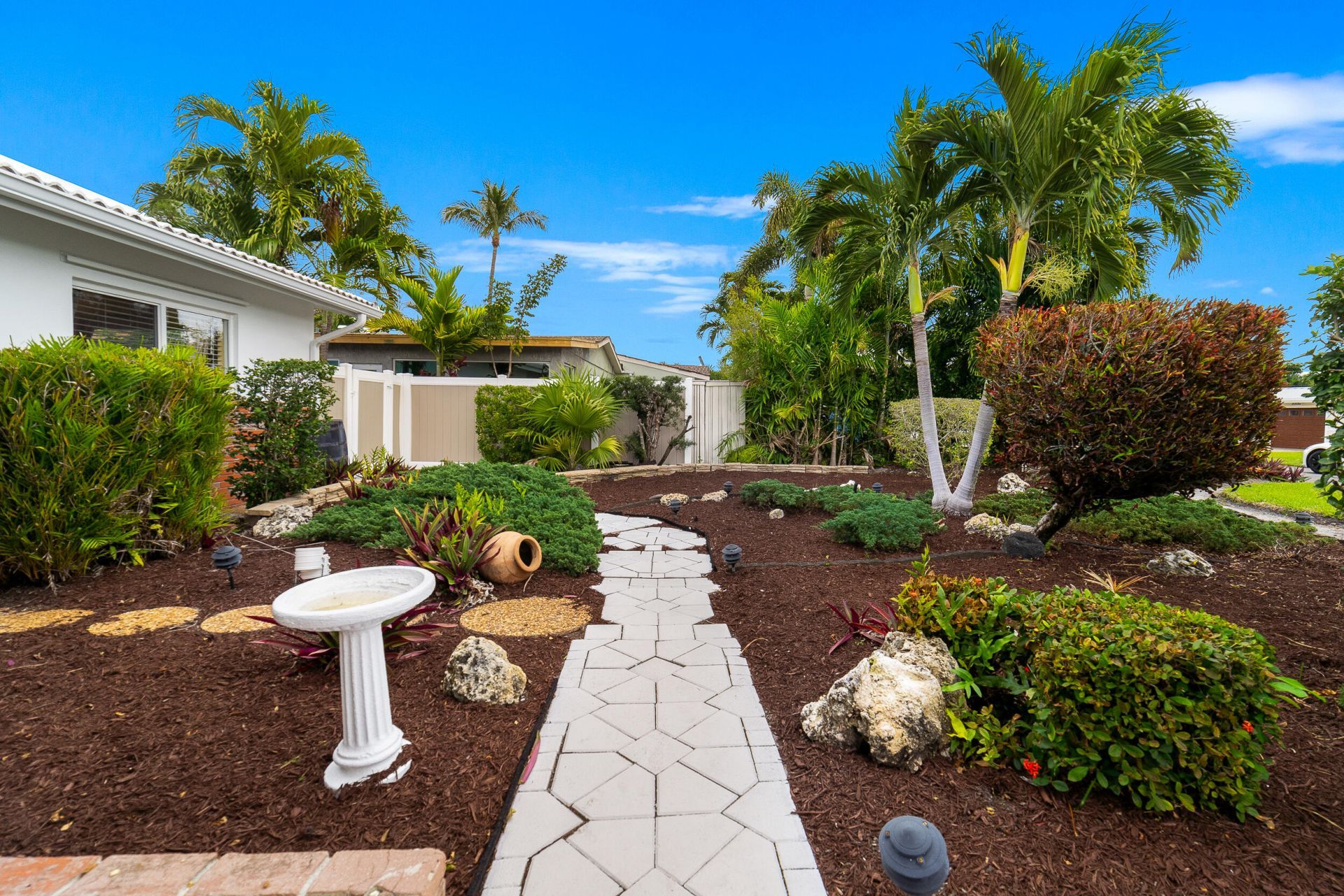 2001 NE 30th Street, Fort Lauderdale, FL 33306 Photo