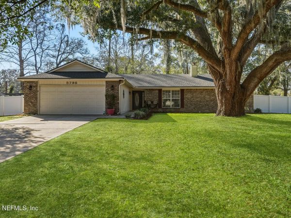 5798 COUNTRY MILL Court, Jacksonville, FL 32222