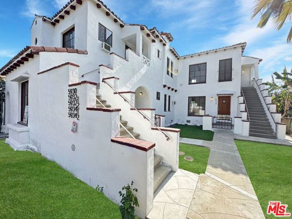 5934 Willoughby Avenue, Hollywood, CA 90038