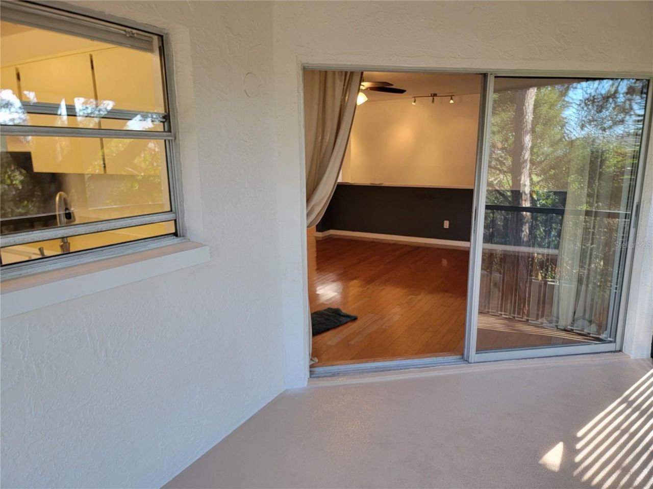 476 Santa Cruz Place Ne, Unit F, Saint Petersburg, FL 33703 Photo