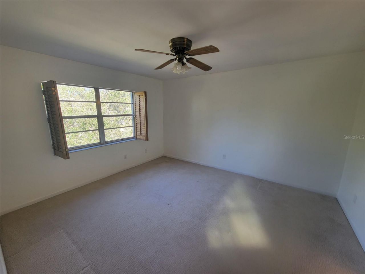 476 Santa Cruz Place Ne, Unit F, Saint Petersburg, FL 33703 Photo