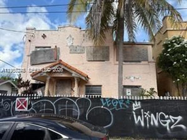 329 SW 10th Ave, Miami, FL 33130