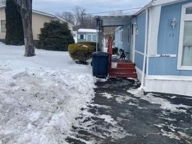 13 EARL LANE, LITITZ, PA 17543