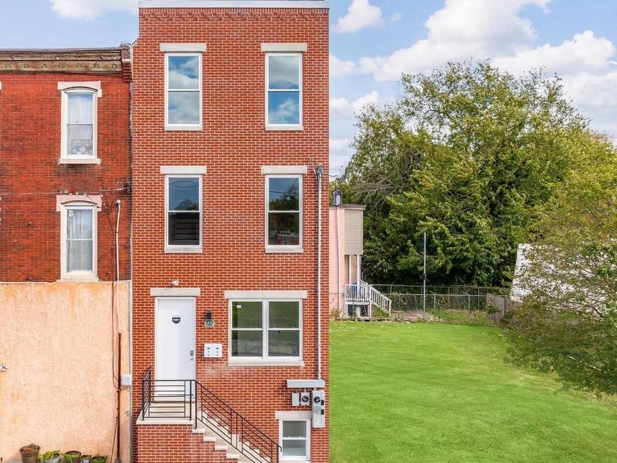 737 N 42nd Street, Philadelphia, PA 19104 Main Photo