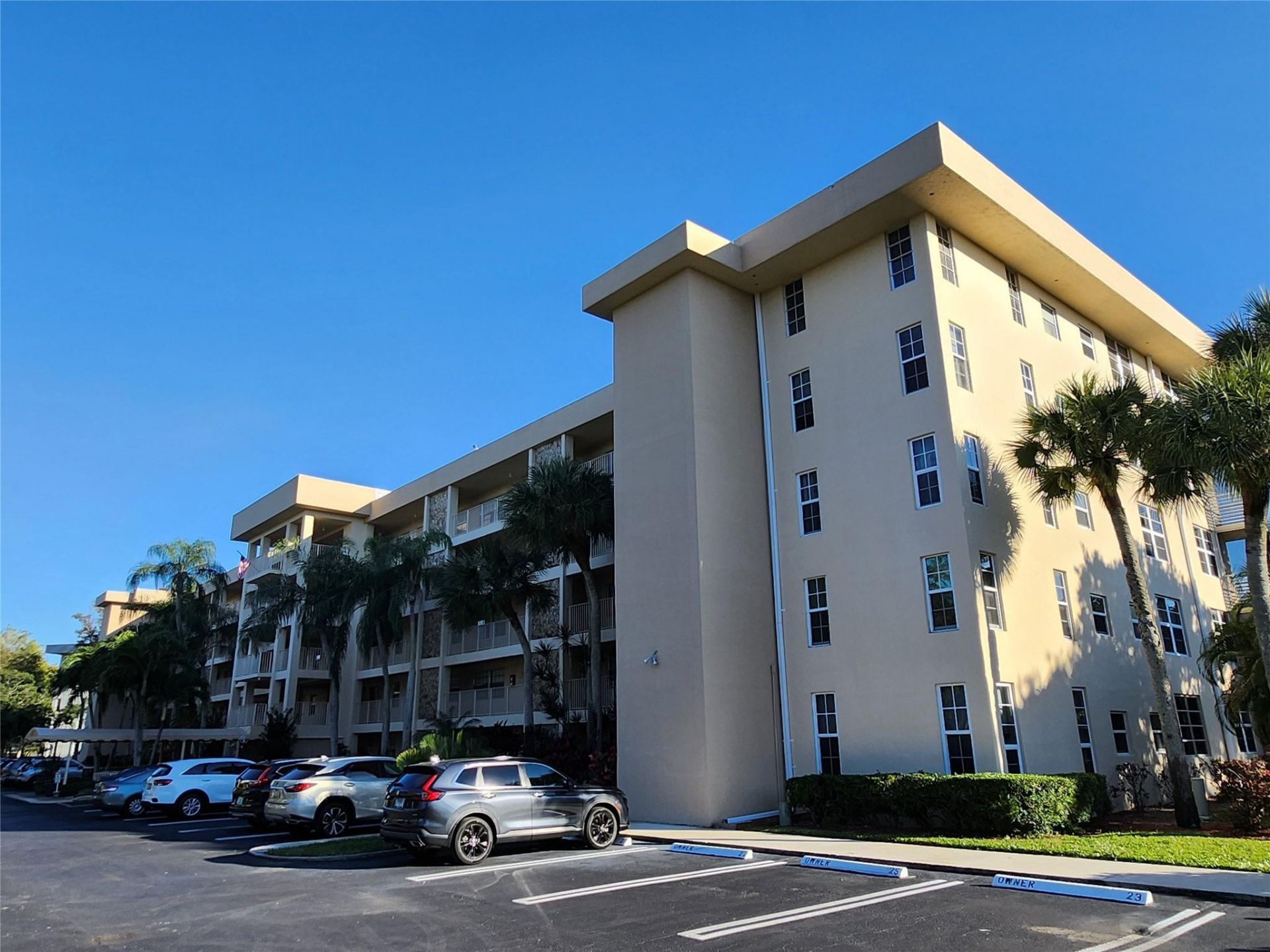 4030 W Palm Aire Drive, Unit 101, Pompano Beach, FL 33069 Photo