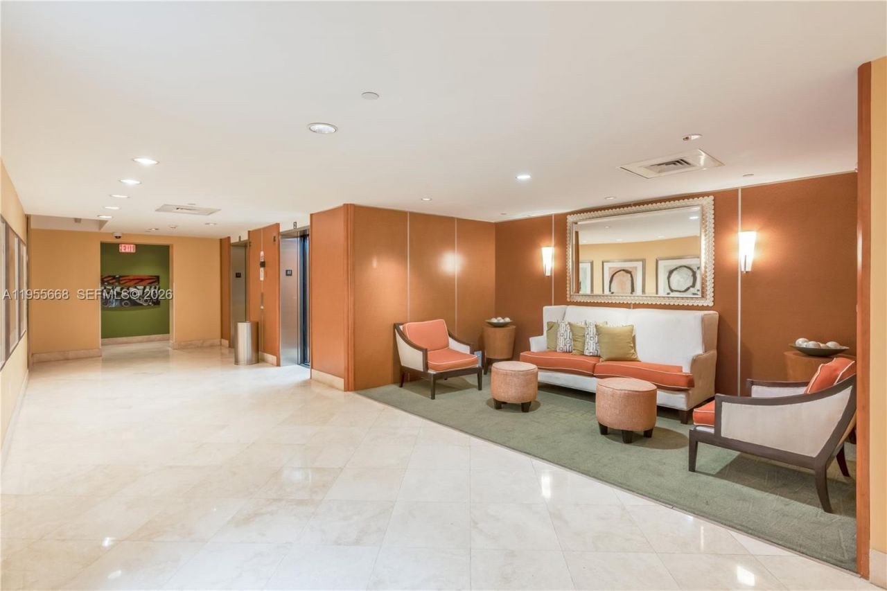 7350 SW 89th St , Unit 1402S, Miami, FL 33156 Photo