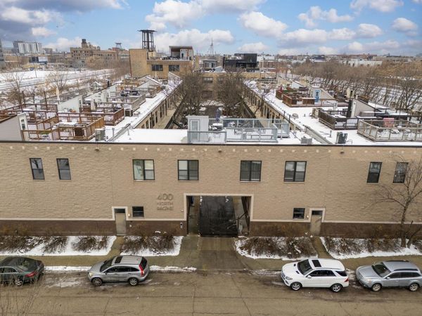 400 N Racine Avenue, Unit 108, Chicago, IL 60642