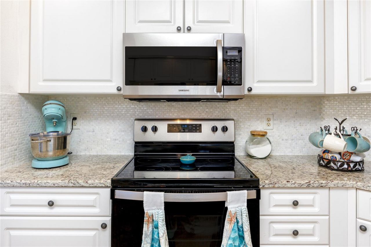 960 Starkey Road, Unit 3106, Largo, FL 33771 Photo