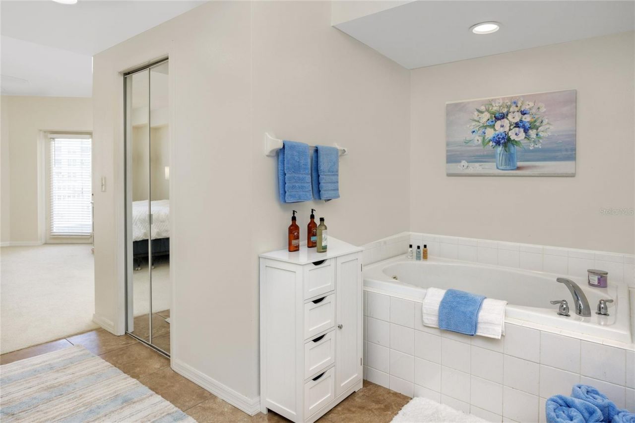 960 Starkey Road, Unit 3106, Largo, FL 33771 Photo