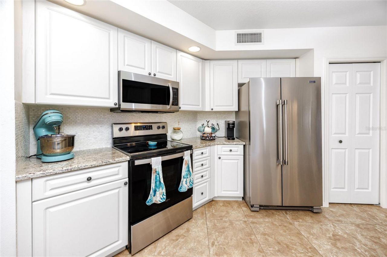 960 Starkey Road, Unit 3106, Largo, FL 33771 Photo