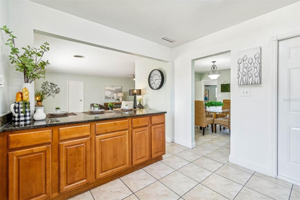 6041 5th Avenue N, Saint Petersburg, FL 33710 Photo