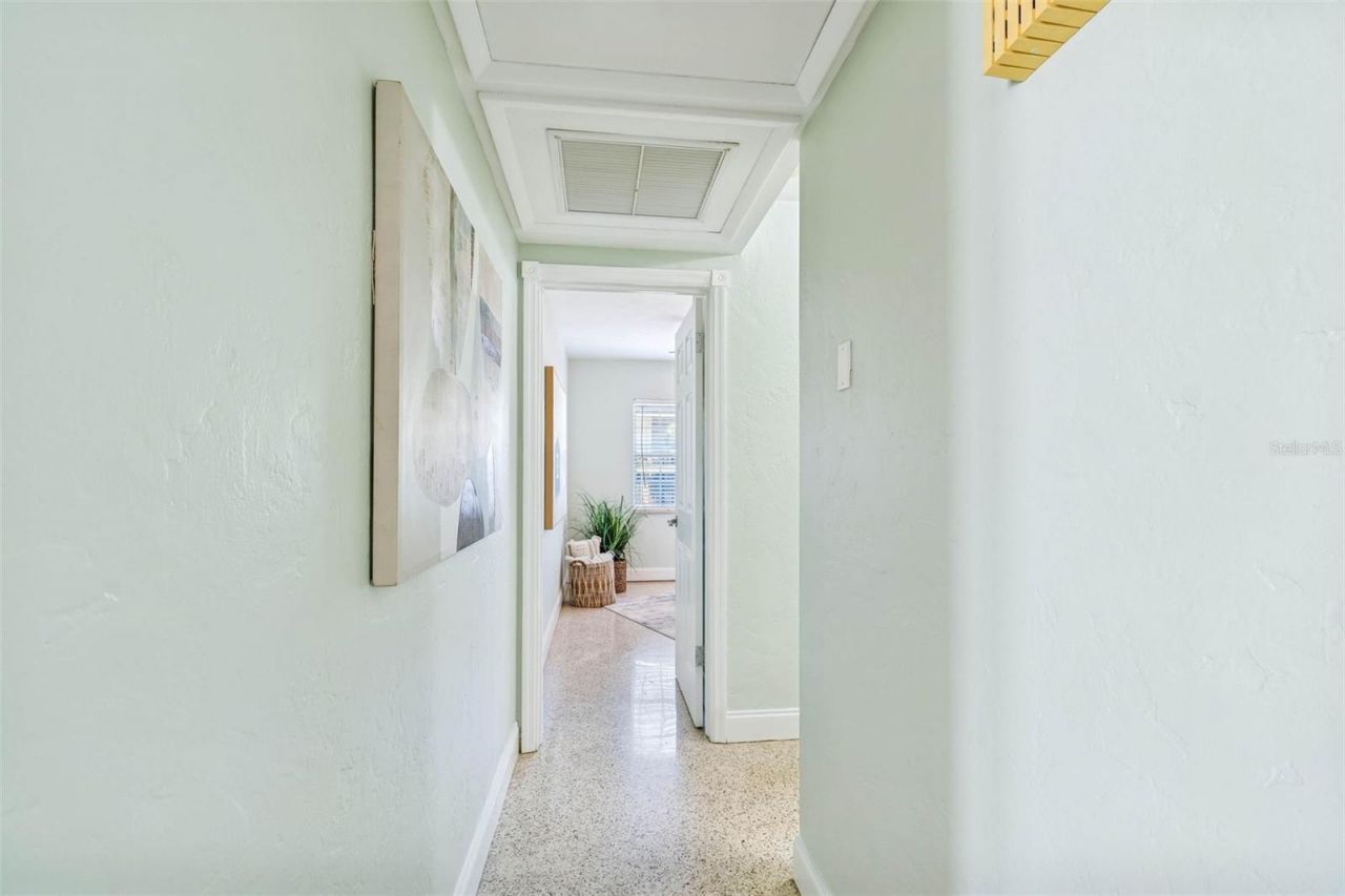 6041 5th Avenue N, Saint Petersburg, FL 33710 Photo